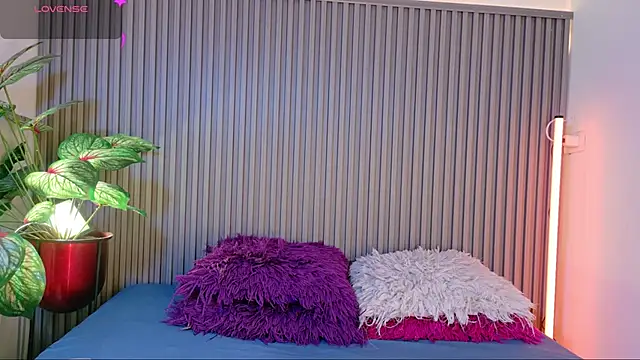 Celeste Presstigge online show from 12, 9, 2025