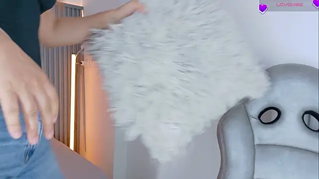 Celeste Presstigge online show from 24, 2, 2026