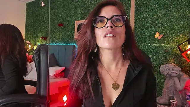 Linagh  online show from 16, 4, 2026