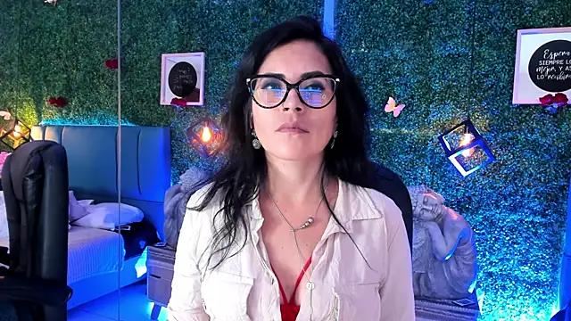 Linagh  online show from 14, 2, 2026