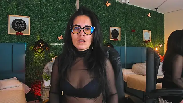 Linagh  online show from 22, 12, 2025