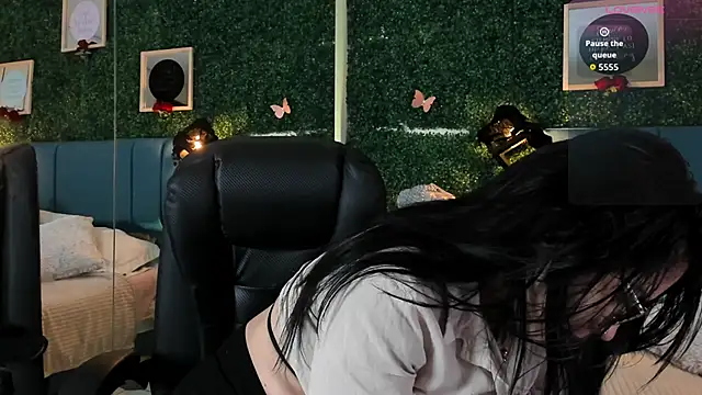 Linagh  online show from 24, 11, 2025