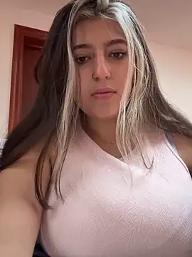 Bella  Lane online show from 17, 12, 2025