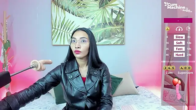 Snapshot of lucyy_liiuu chatting on 20, 10, 2025 lucyy liiuu online show from 20, 10, 2025