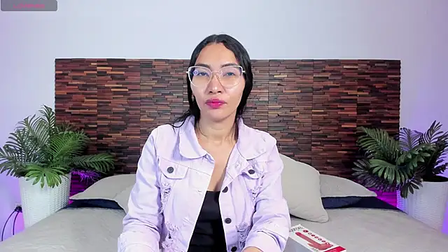 Snapshot of lucyy_liiuu chatting on 30, 11, 2025 lucyy liiuu online show from 30, 11, 2025