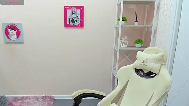 Snapshot of R0cket_bunny chatting on 20, 10, 2025 R0cket bunny online show from 20, 10, 2025