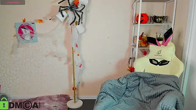 Snapshot of R0cket_bunny chatting on 12, 11, 2025 R0cket bunny online show from 12, 11, 2025