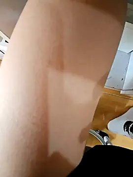 Nail Yummy online show from 3, 11, 2025