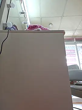 Nail Yummy online show from 6, 3, 2026