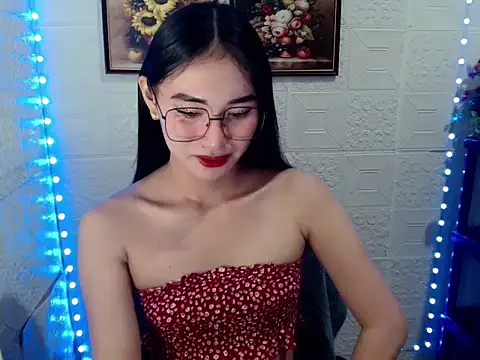 Snapshot of lovelysassy chatting on 9, 10, 2025 lovelysassy online show from 9, 10, 2025