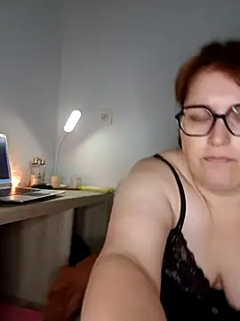 Snapshot of Fformesx chatting on 5, 5, 2026 Fformesx online show from 5, 5, 2026