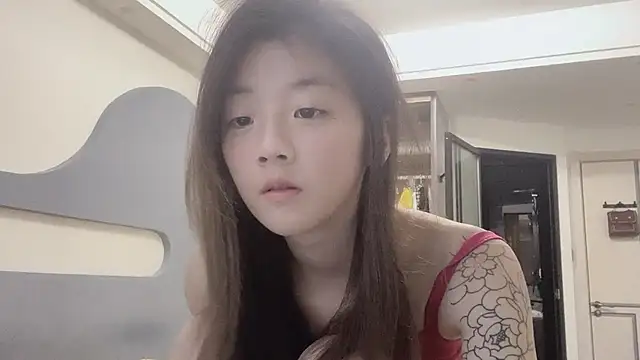 Snapshot of A_18_girls chatting on 24, 9, 2025 A 18 girls online show from 24, 9, 2025