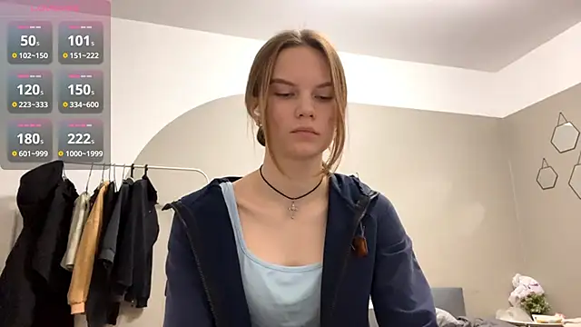 AudreyHammond online show from 4, 10, 2025