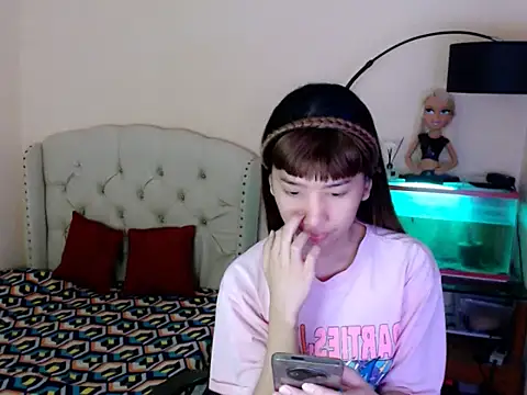 ShantalFoxxy  online show from 6, 2, 2026