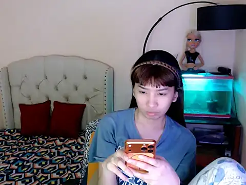 ShantalFoxxy  online show from 4, 2, 2026