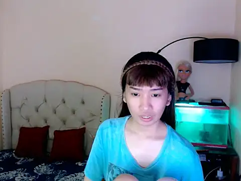 ShantalFoxxy  online show from 8, 3, 2026