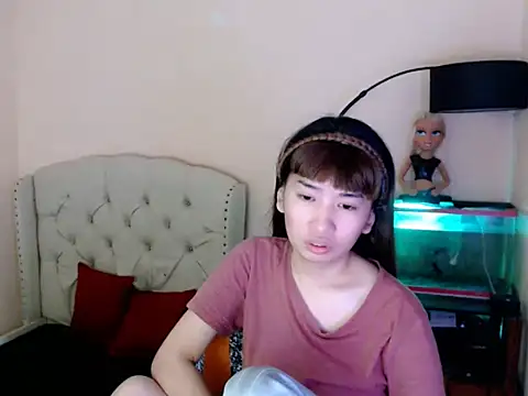 ShantalFoxxy  online show from 7, 4, 2026