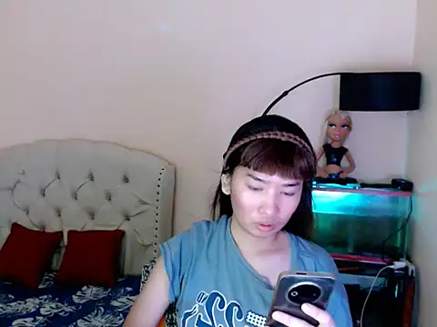 ShantalFoxxy  online show from 24, 4, 2026