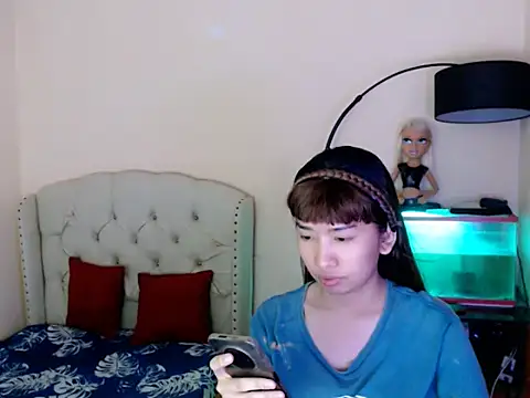 ShantalFoxxy  online show from 10, 3, 2026