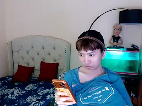 ShantalFoxxy  online show from 23, 2, 2026