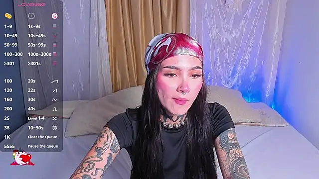 sara queen10 online show from 13, 10, 2025