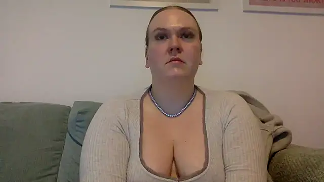 Snapshot of gracelovesxx chatting on 3, 6, 2026 gracelovesxx online show from 3, 6, 2026