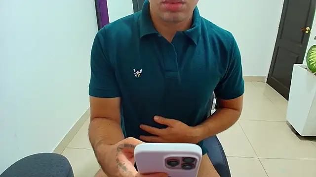 sebastian oconnor77 online show from 13, 3, 2026