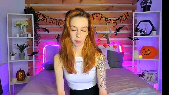 Lori Williams online show from 28, 10, 2025