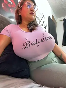 AlexxiaaMat online show from 13, 10, 2025