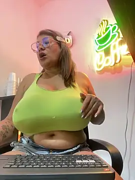 AlexxiaaMat online show from 16, 9, 2025