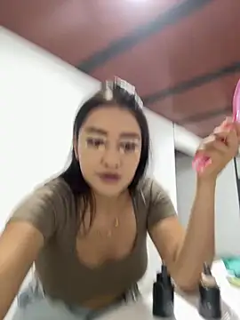 sweet artemiis online show from 20, 4, 2026