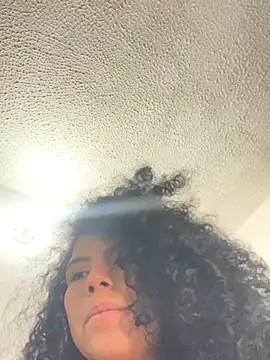 Snapshot of angelita_martins chatting on 10, 10, 2025 angelita martins online show from 10, 10, 2025