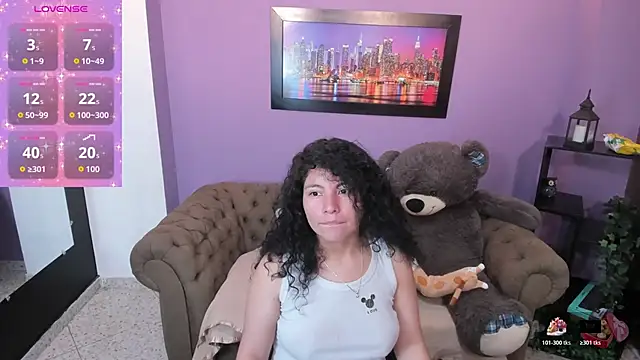 Snapshot of angelita_martins chatting on 25, 10, 2025 angelita martins online show from 25, 10, 2025