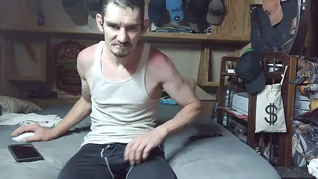 Snapshot of mike42088 chatting on 4, 6, 2026 mike42088 online show from 4, 6, 2026