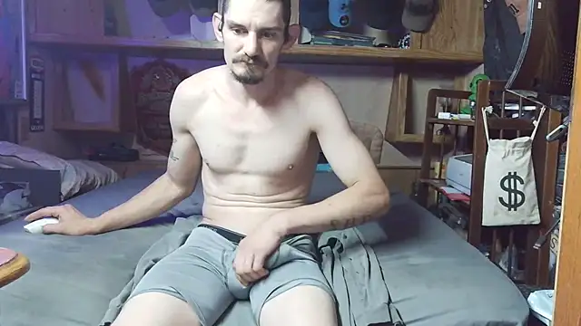 Snapshot of mike42088 chatting on 28, 5, 2026 mike42088 online show from 28, 5, 2026