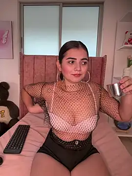 Snapshot of salomecute21 chatting on 4, 5, 2026 salomecute21 online show from 4, 5, 2026
