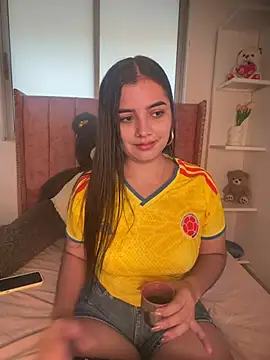 Snapshot of salomecute21 chatting on 3, 7, 2026 salomecute21 online show from 3, 7, 2026