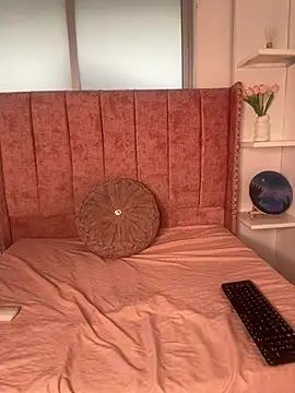 salomecute21 online show from 12, 2, 2026