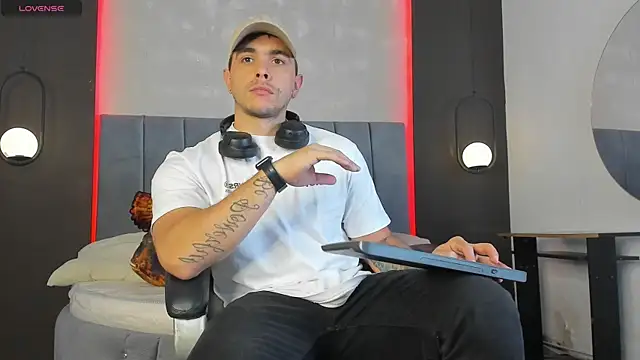 Liam walk  online show from 12, 2, 2026