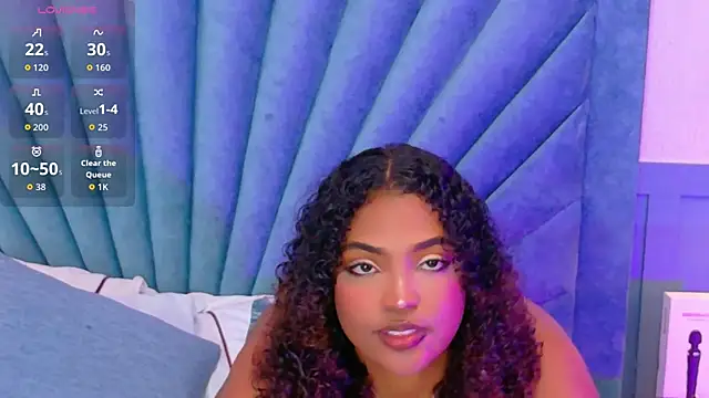 Cristal-Jonnes online show from 11, 11, 2025