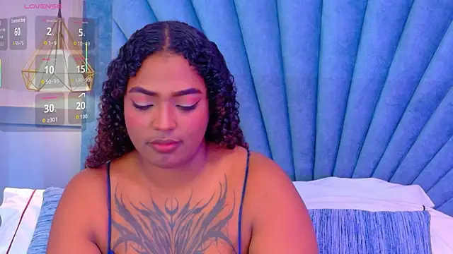 Cristal-Jonnes online show from 10, 10, 2025