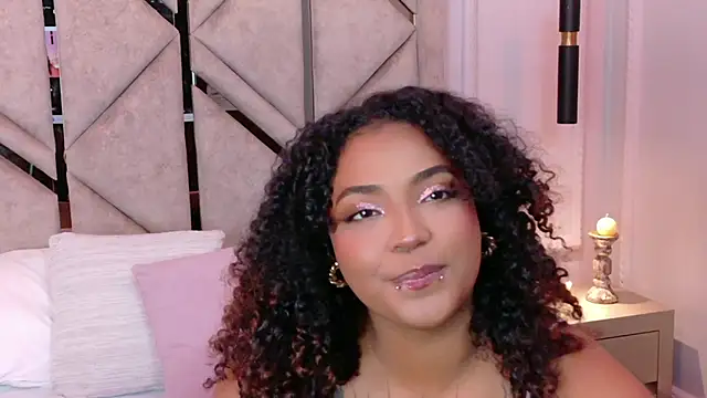 Cristal-Jonnes online show from 17, 3, 2026