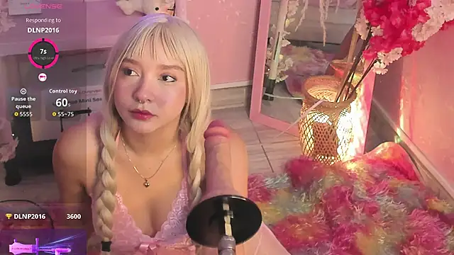 JuliethMoss online show from 11, 4, 2026