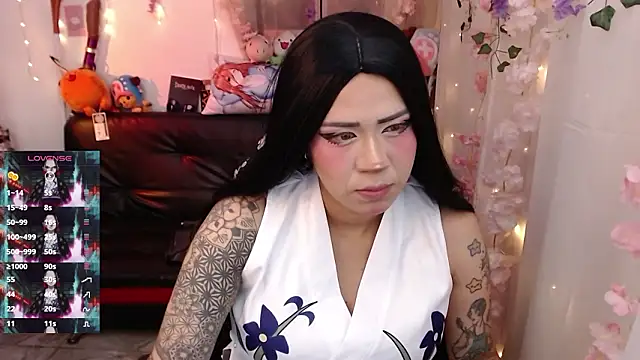 jadedelux  online show from 4, 3, 2026