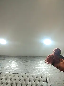 Pamelamiler   online show from 21, 4, 2026