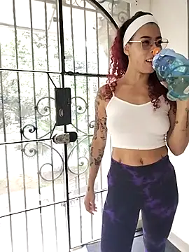 Pamelamiler   online show from 24, 11, 2025