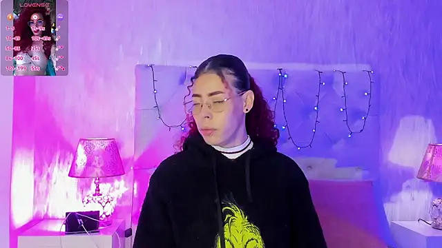 Pamelamiler   online show from 5, 11, 2025