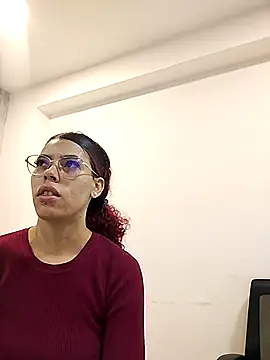 Pamelamiler   online show from 1, 11, 2025