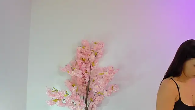 maily zanss online show from 2, 4, 2026