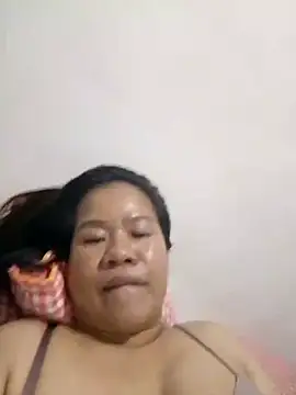 AsianbouncieGIRL online show from 5, 6, 2026